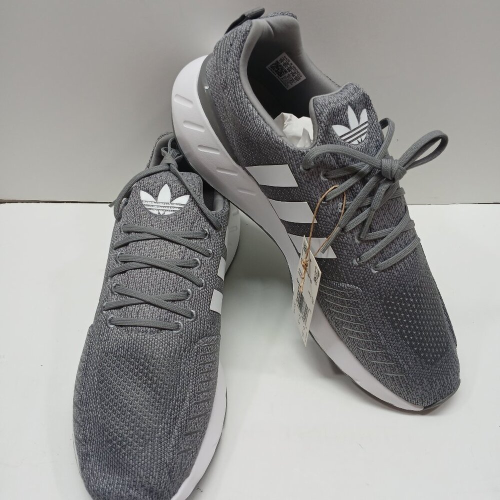 Adidas Swift Run 22 Men's Running Shoes Grey/White *NEW W/Tags* GZ3495
